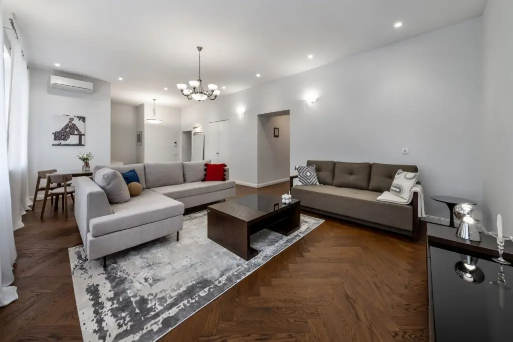 Минск: Апартаменты 4-комнатные HomeApart К.Маркса, 30