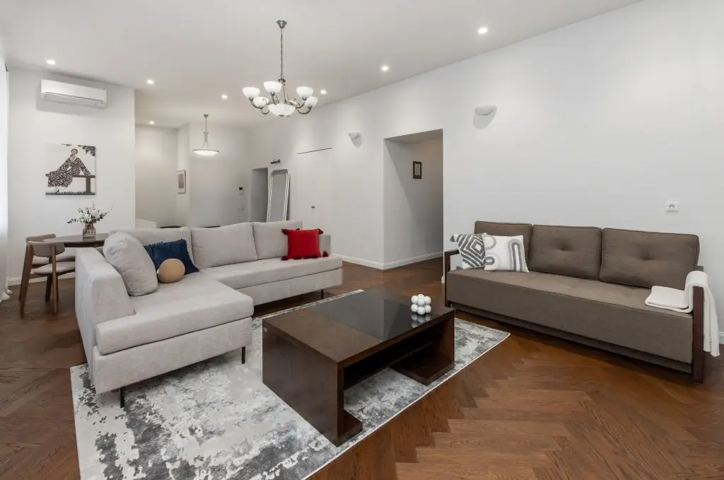 Минск: Апартаменты 4-комнатные HomeApart К.Маркса, 30