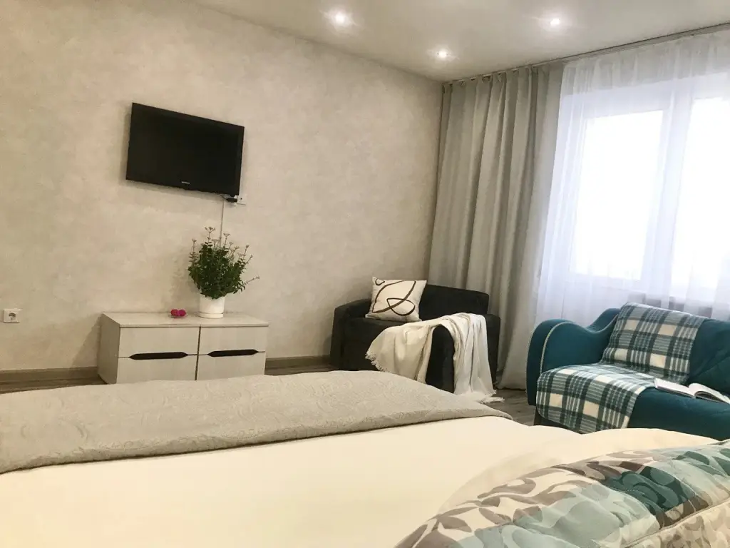 Красноярск: Квартира Все по-домашнему на Алексеева