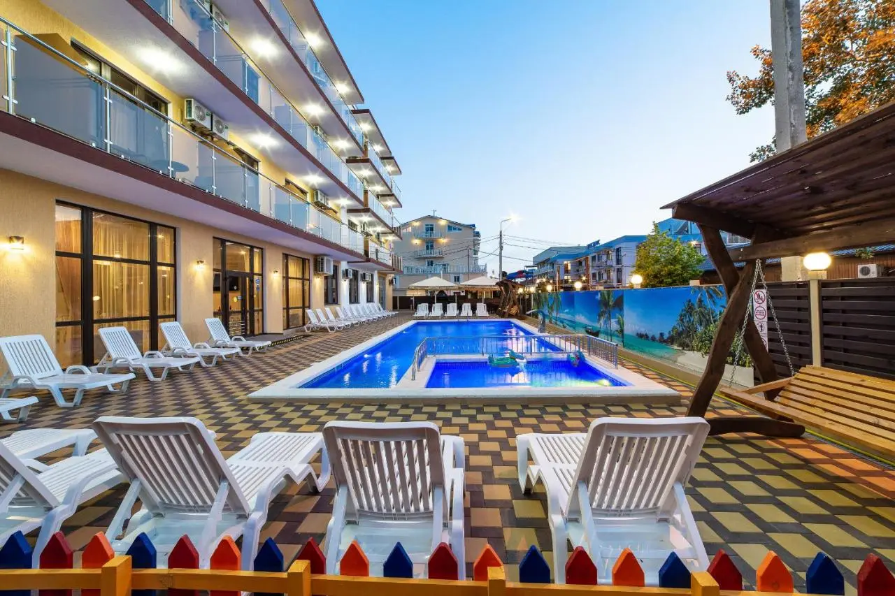 Витязево: Leonsia Family Hotel