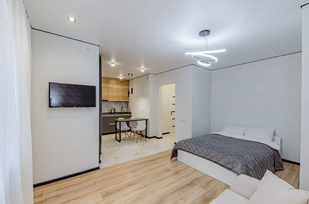 Казань: Апартаменты ApartSharing на Петра Полушкина 4