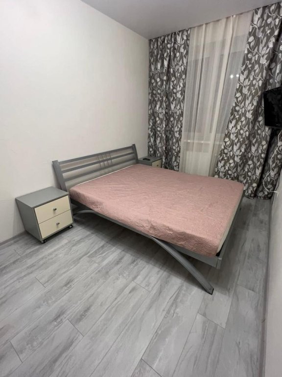 Тюмень: Квартира Салют
