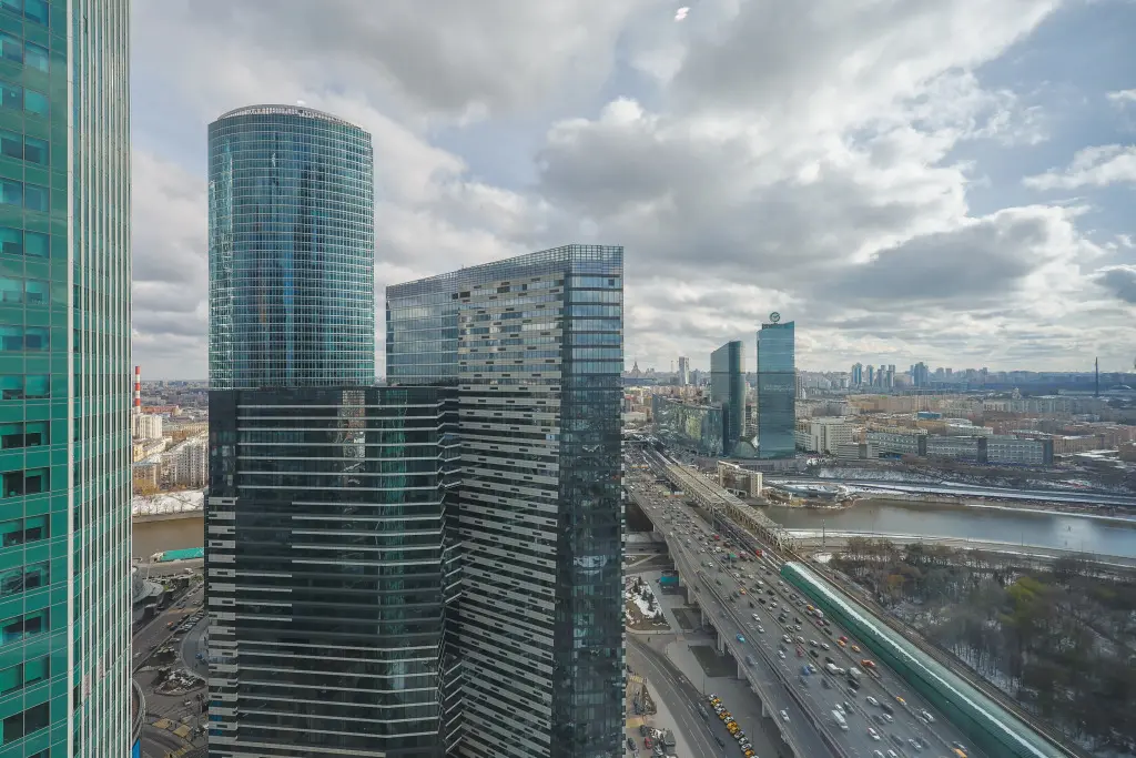 Москва: Апартаменты Фулл Хаус 35-5 на 35 этаже в башне ОКО Тауэрс Москва Сити