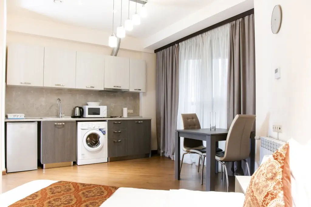 Апартаменты Stay Inn on Buzand Street 17-200 — фото 1