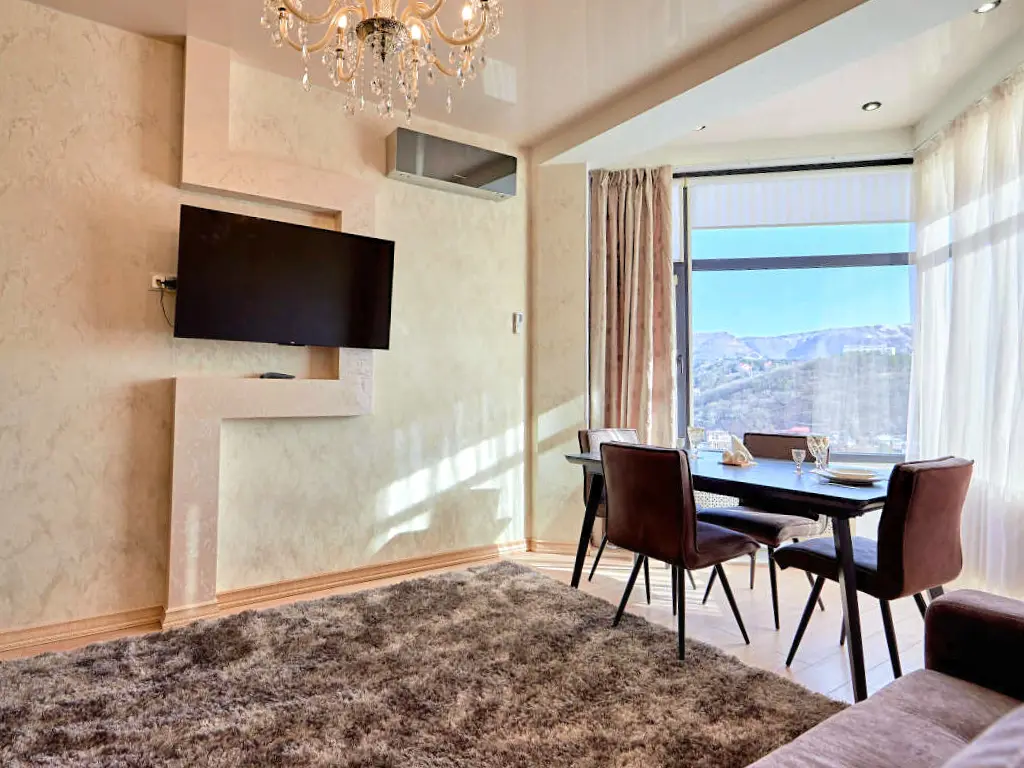 Кисловодск: Апартаменты Green Park 92 с террасой