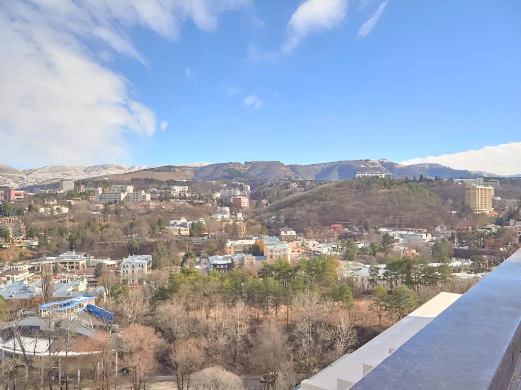 Кисловодск: Апартаменты Green Park 91 с террасой