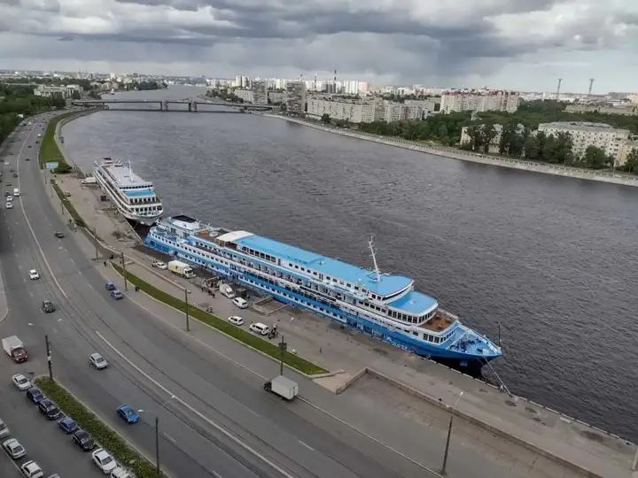 Санкт-Петербург: Квартира рядом с центром
