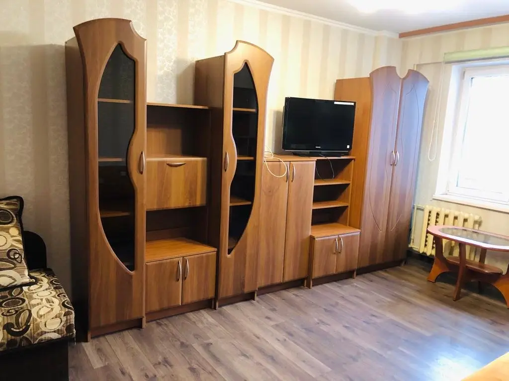 Калининград: Апартаменты На Киевской