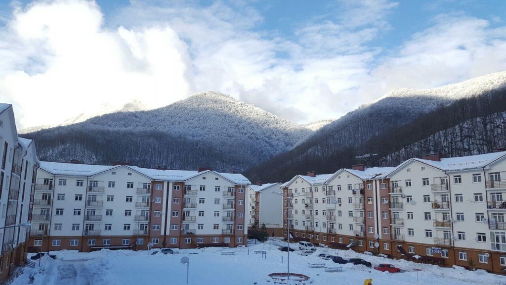 Квартира с 2 спальнями с видом на горы — фото 1