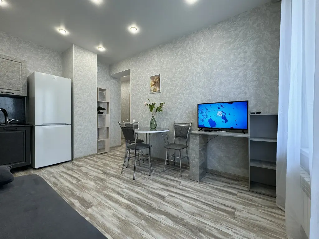 Иркутск: Квартира Евро 2-ком Дальневосточная 166/4-133 Иркутск Набережная КакДома