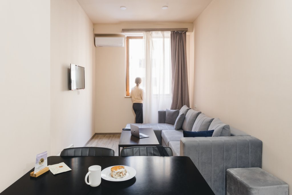 Апартаменты Sunny 1Br, Saryan center, Balcony, Self check-in, Keygo 61 — фото 1