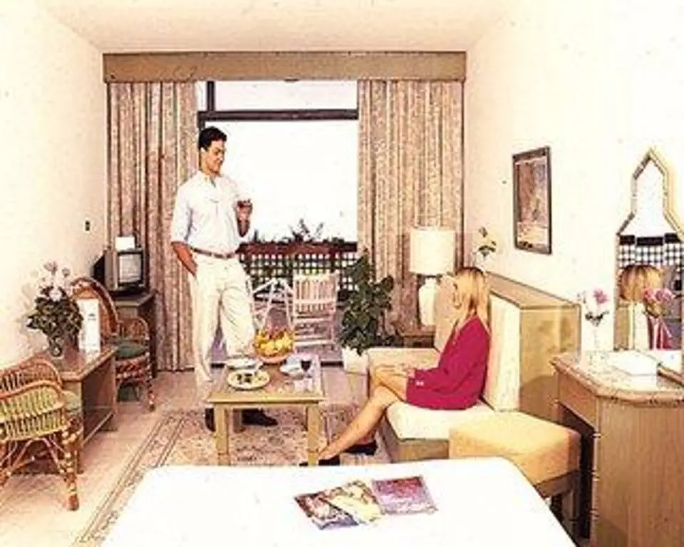 Эль-Аламейн: El Morgan Hotel