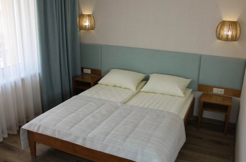 Евпатория: Sea Land Hotel