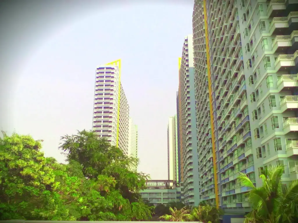 Паттайя: Lumpini Seaview Jomtien by Strand