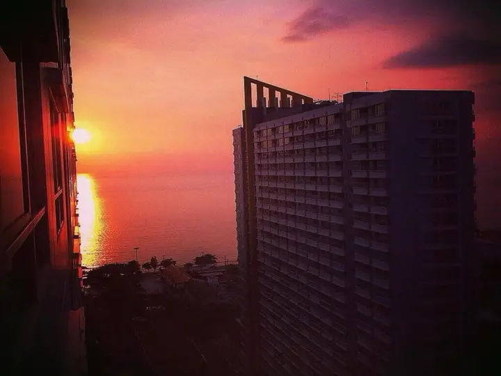Паттайя: Lumpini Seaview Jomtien by Strand