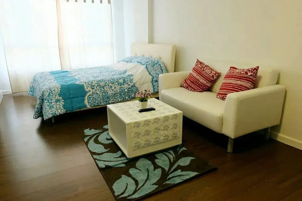 Чаам: Baan Thewlom Condo Cha-am by Day DD(Room.596)