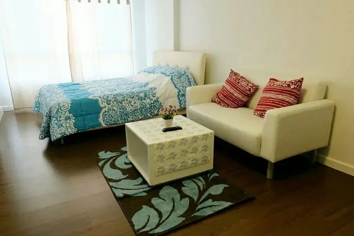 Чаам: Baan Thewlom Condo Cha-am by Day DD(Room.596)
