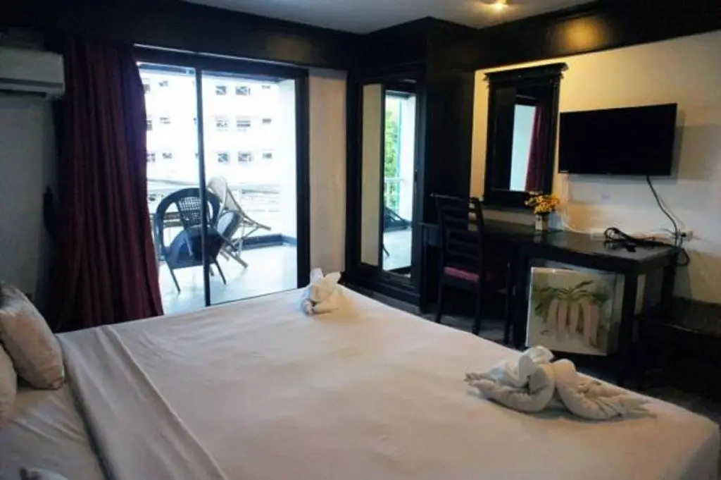 Кату: Maximum Boutique Hotel