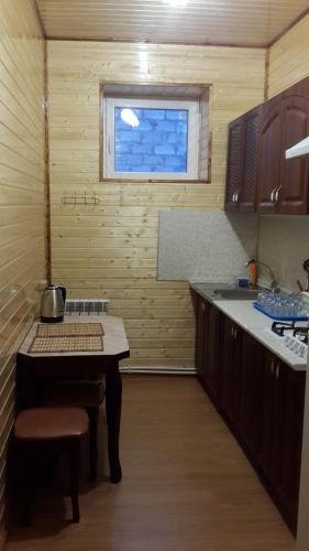 Домбай: Guest house y reki