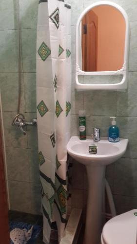 Домбай: Guest house y reki