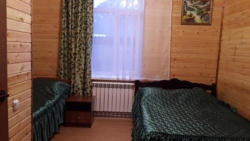 Домбай: Guest house y reki