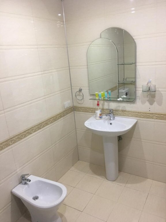 Алматы: Turan Hotel On Mustafin 88