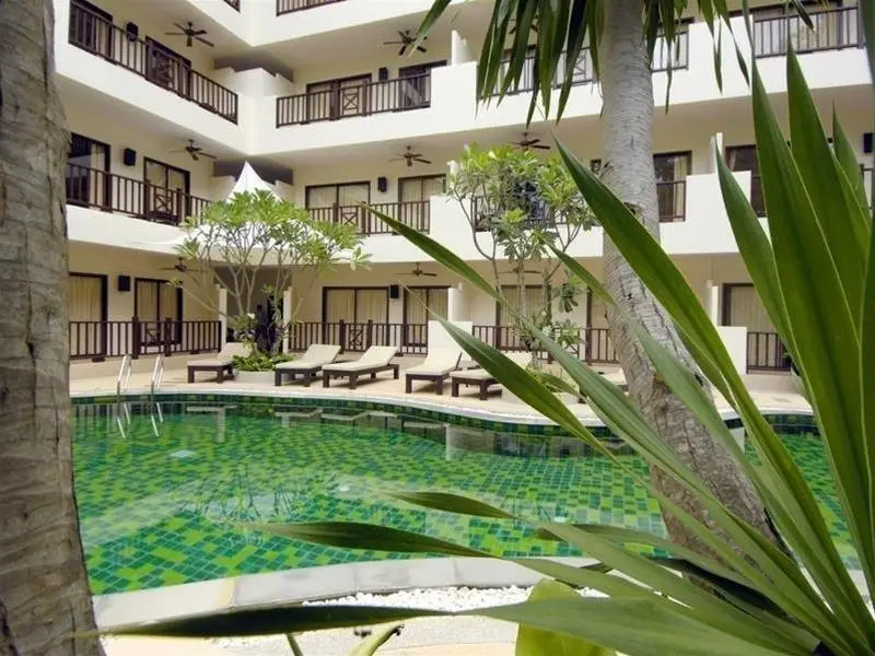 Чонг Тале: Surin Gate Hotel Phuket