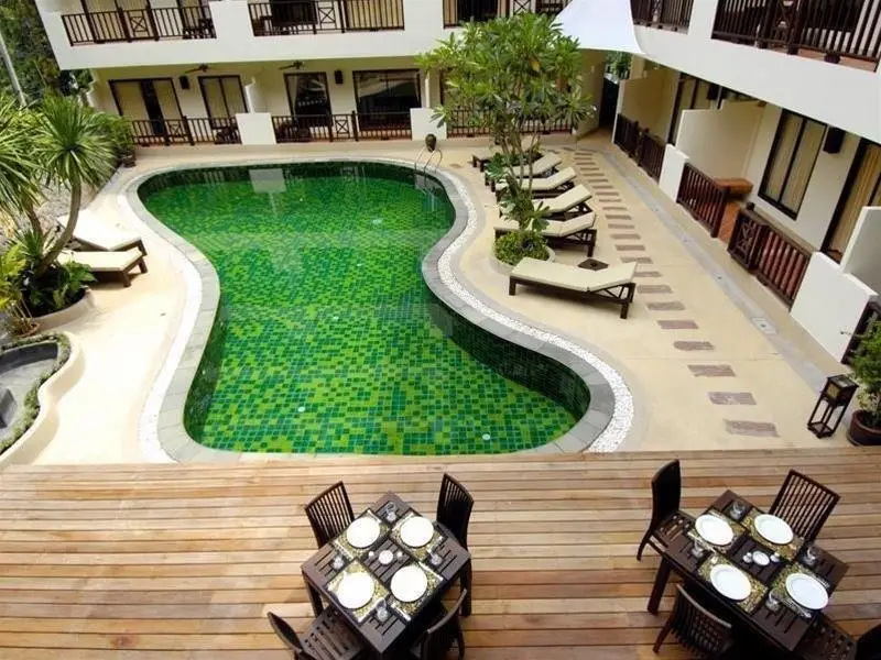 Чонг Тале: Surin Gate Hotel Phuket