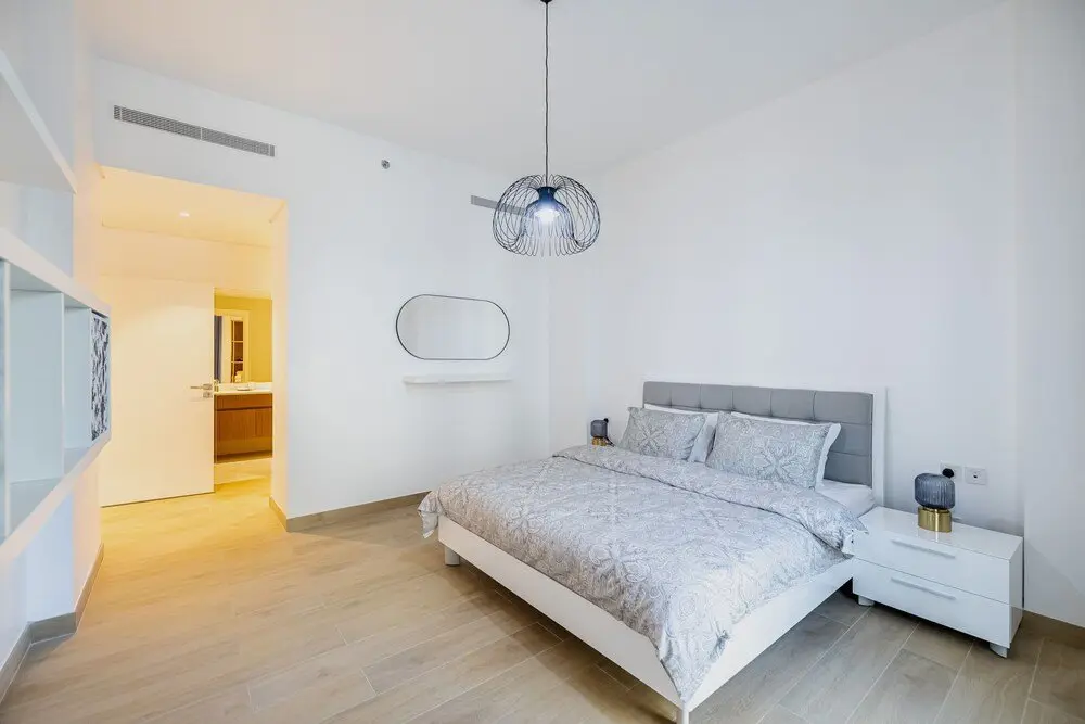 Дубай: 2 BR La Cote Port De La Mer Jumeirah