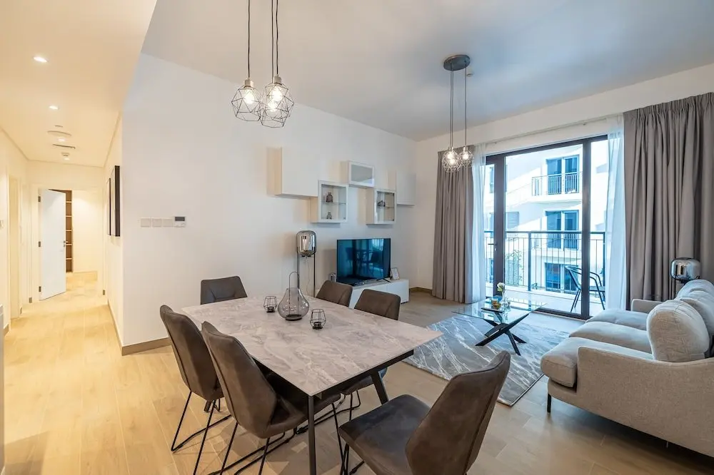 Дубай: 2 BR La Cote Port De La Mer Jumeirah