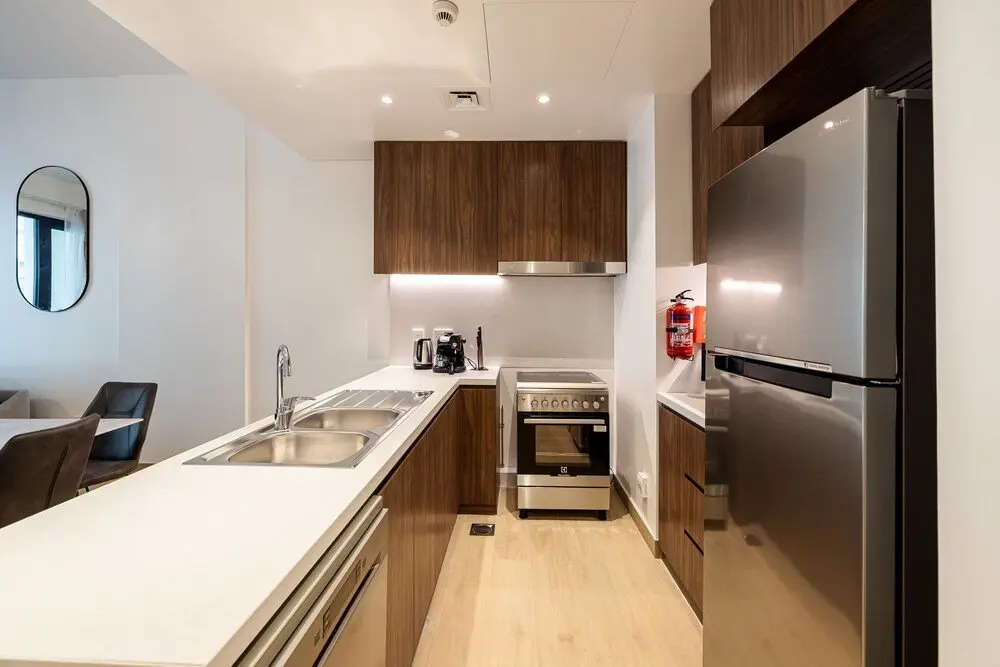 Дубай: 2 BR La Cote Port De La Mer Jumeirah