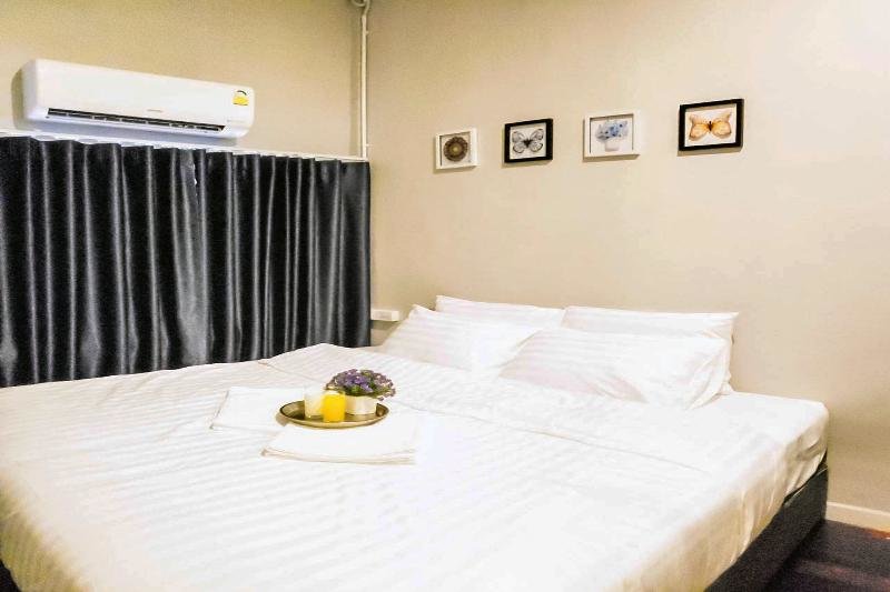 Бангкок: Lemon Siam Hostel by OYO Rooms