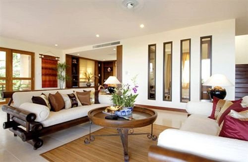 Муанг: Rising Sun Residence (Baan Rab Tawan)