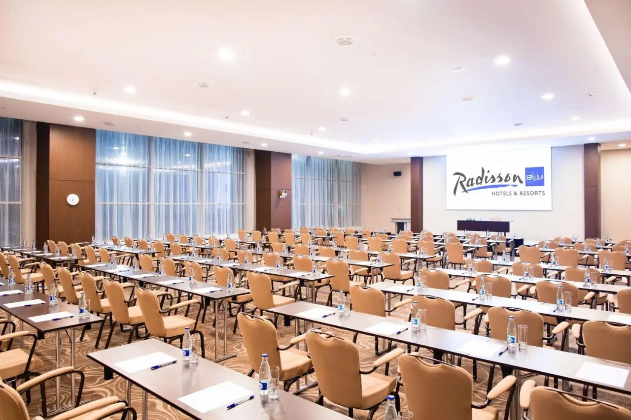 Адлер: Radisson Blu Resort & Congress Centre 5*