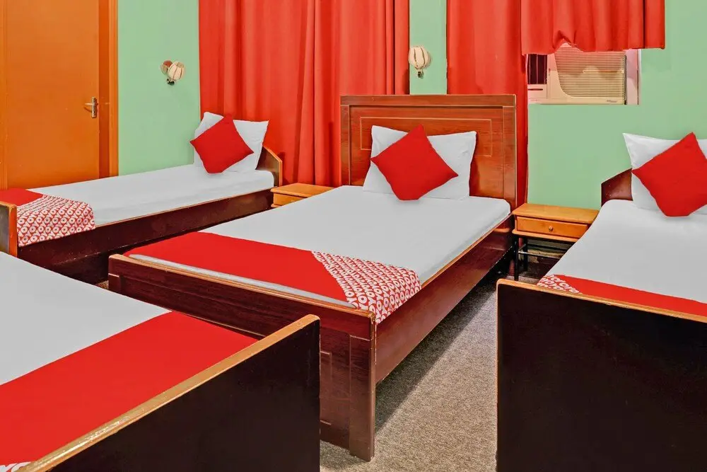 Дубай: Al Karawan Hotel by OYO Rooms