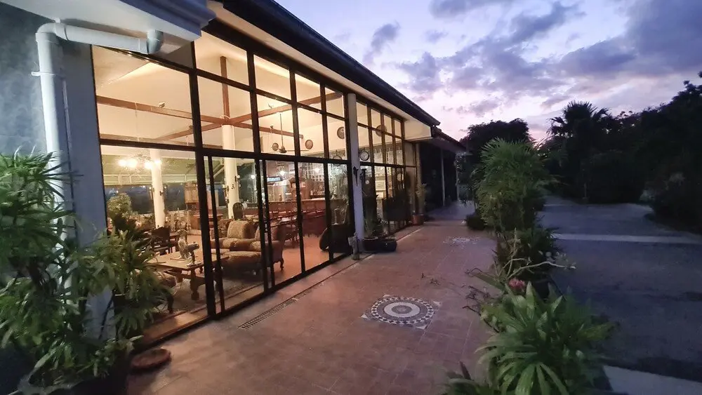 Чаам: Welcome to our Oasis The Beautiful Bungalow Green