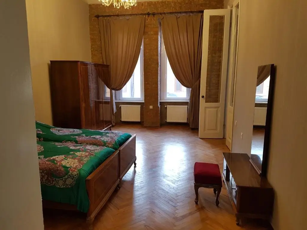 Тбилиси: 31 Giorgi Mazniashvili Street
