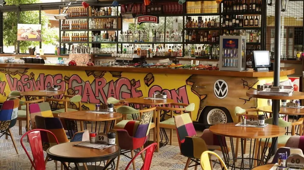 Анталья: Voswos Garage Coffee and Hotel