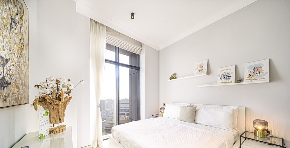 Spectacular 3BR Suite with Marina View — фото 1