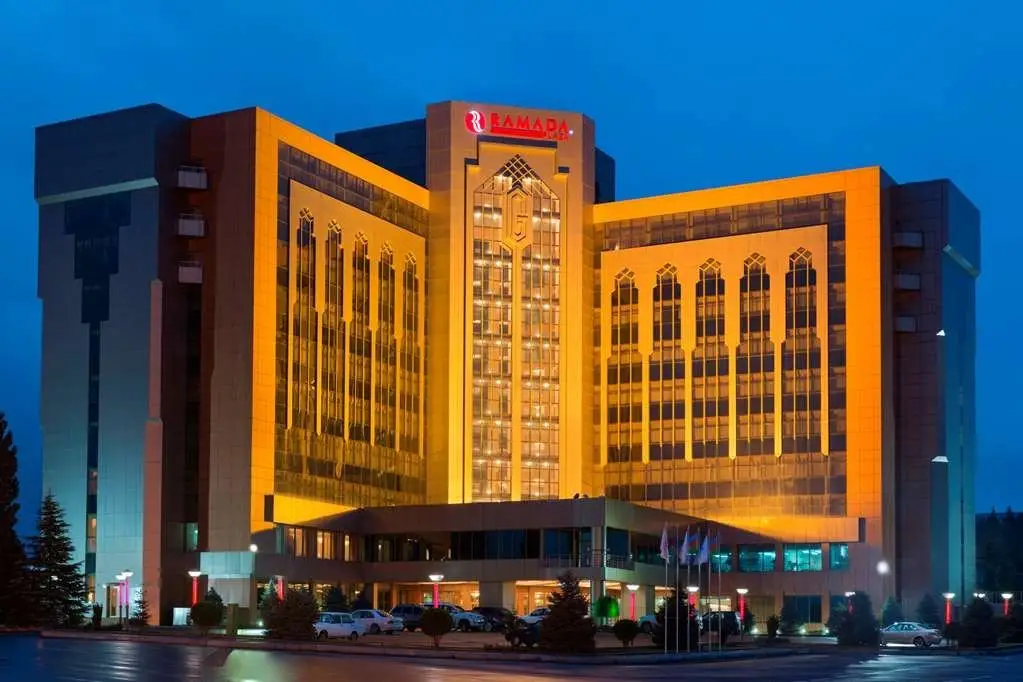 Гянджа: Ramada Plaza Gence