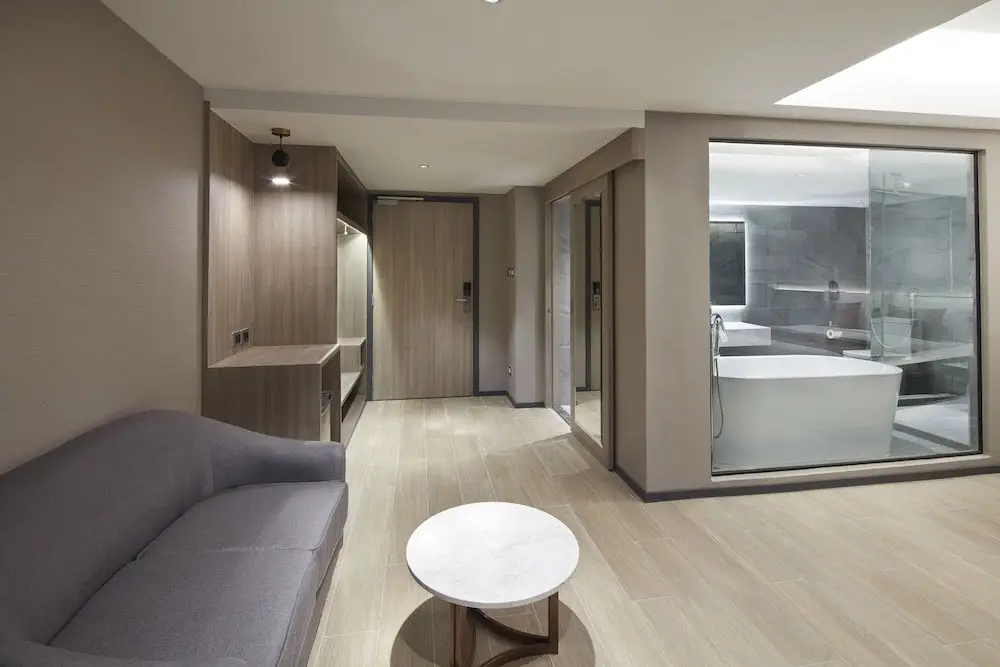 Бангкок: Grace At Five by Grace Hotel Bangkok