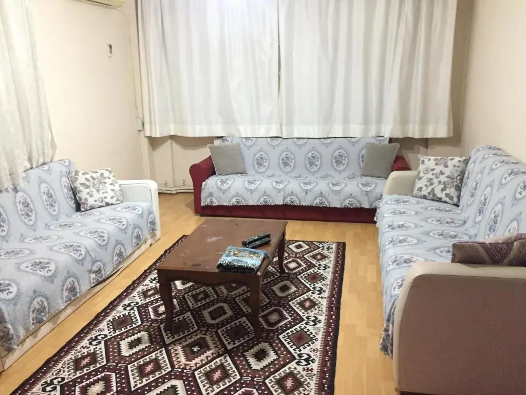 Стамбул: Yakup's Apartment