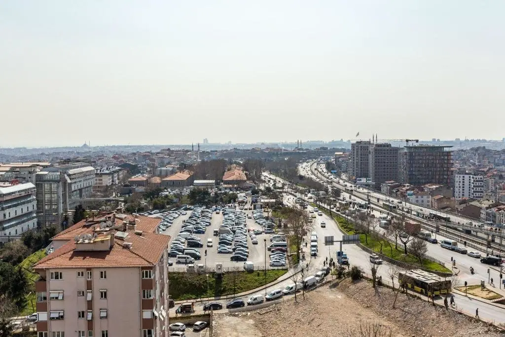 Стамбул: Pleasant Apartment with Impressive City View in Sisli