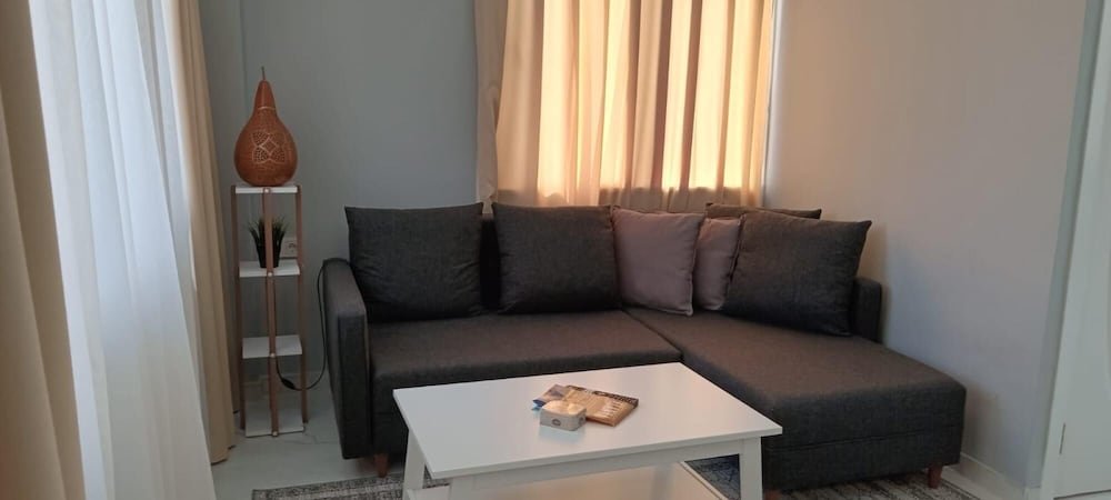 Аланья: Cozy Flat w Balcony 5 min to Beach in Alanya