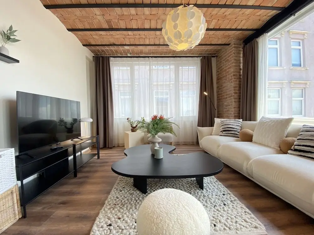 Стамбул: Flat w City View Near Galata Tower in Istiklal Ave