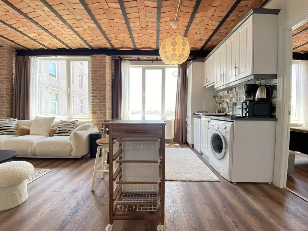 Стамбул: Flat w City View Near Galata Tower in Istiklal Ave