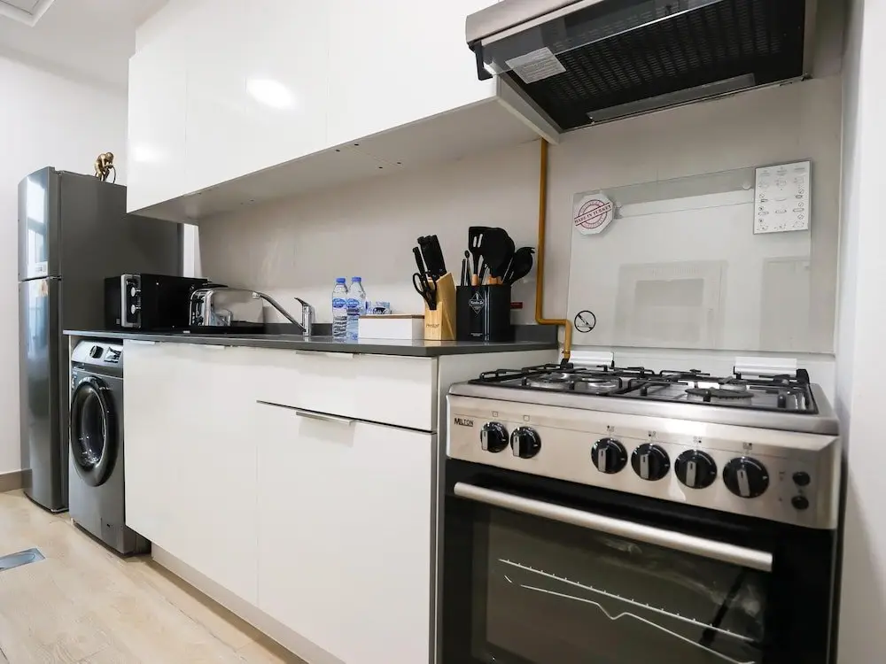 Дубай: Elite LUX Holiday Homes - Bloom Studio Luxury Meets Leisure in JVC Dubai