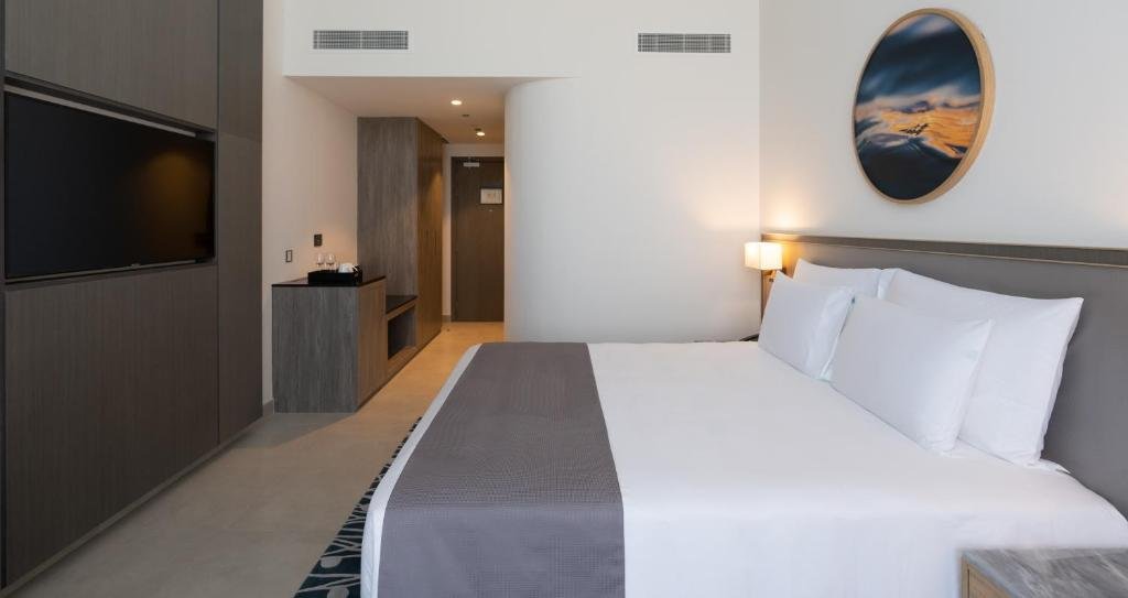 Дубай: The First Collection Hotel Jumeirah Village Circle