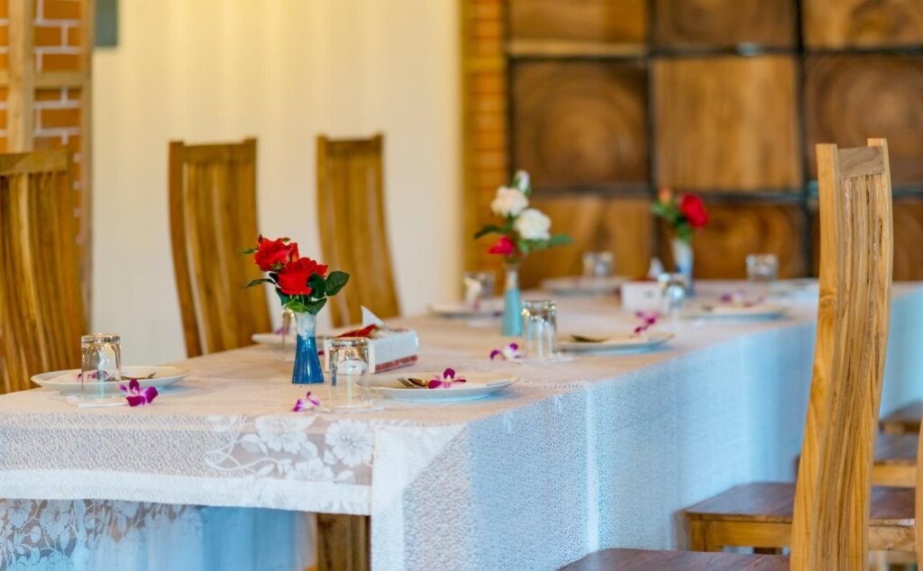 Муанг: Locals Villa Hotel