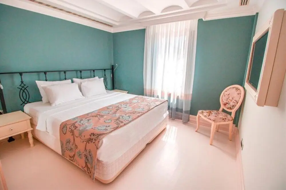Чешме: Monk Butik otel